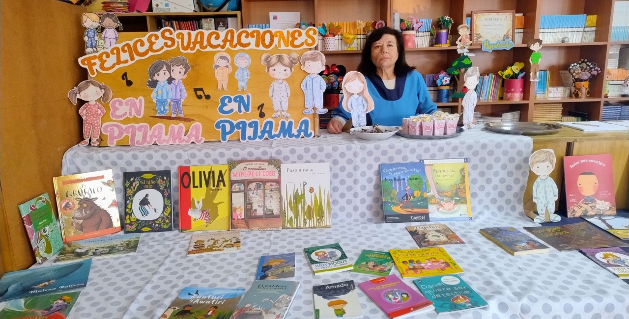 La BiblioCRA organiza una actividad de préstamos de libros